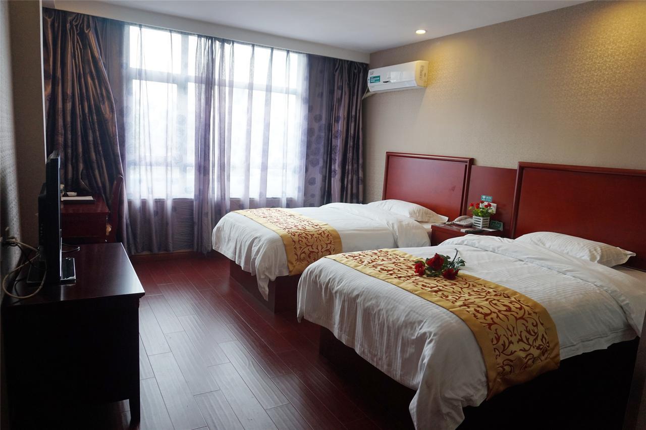 Shells Hanzhong City High Railway Station Renmin Road Hotel Εξωτερικό φωτογραφία